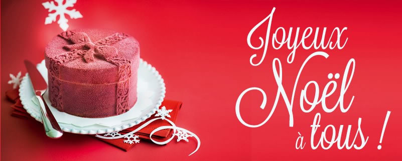 Image de fond rouge avec cadeau de Noël et texte joyeux Noël à tous